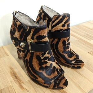 Louise et Cie Calf Hair Leopard Heeled Booties Pearl 8 Lo Lander 3 Maxamilist